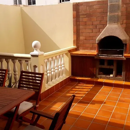 Amazing Duplex 3 Bedrooms Good Wifi With Terrace & Bbq Κοραλέχο