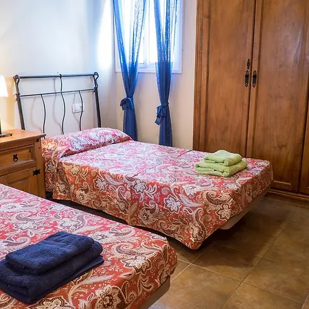 Amazing Duplex 3 Bedrooms Good Wifi With Terrace & Bbq Daire