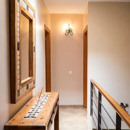 Daire Amazing Duplex 3 Bedrooms Good Wifi With Terrace & Bbq *