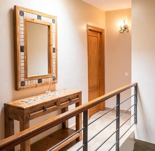 דירה Amazing Duplex 3 Bedrooms Good Wifi With Terrace & Bbq קורלחו