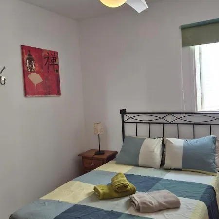 Amazing Duplex 3 Bedrooms Good Wifi With Terrace & Bbq *
