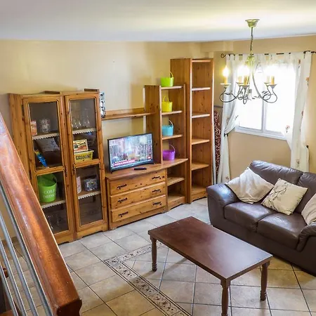 Amazing Duplex 3 Bedrooms Good Wifi With Terrace & Bbq